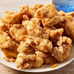 lizziesAxeThrowing_chickenBites