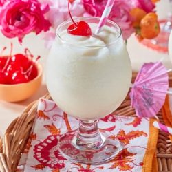 lizziesAxeThrowing_piñaColada